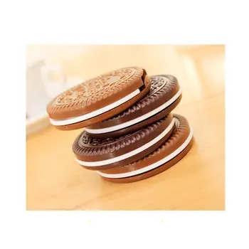 Y98B Мини-карманное зеркальце для шоколадного печенья для женщин и девочек с расческой Princess, портативное косметическое средство для макияжа в форме сэндвич-печенья, складной