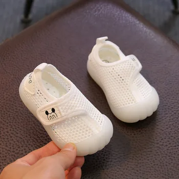 Обувь Для маленьких девочек и мальчиков, нескользящие детские кроссовки на мягкой подошве, дышащая повседневная обувь из сетки, детские спортивные теннисные туфли