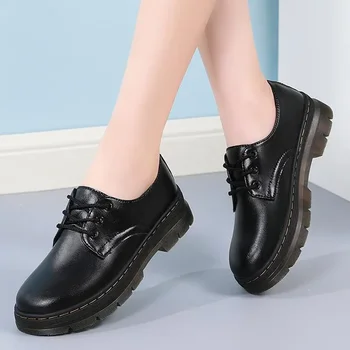 Зимняя Теплая Обувь для девочек, Новинка 2023 года, Женская Осенне-зимняя обувь в Британском стиле с толстой подошвой, Черная Кожаная обувь Большого размера